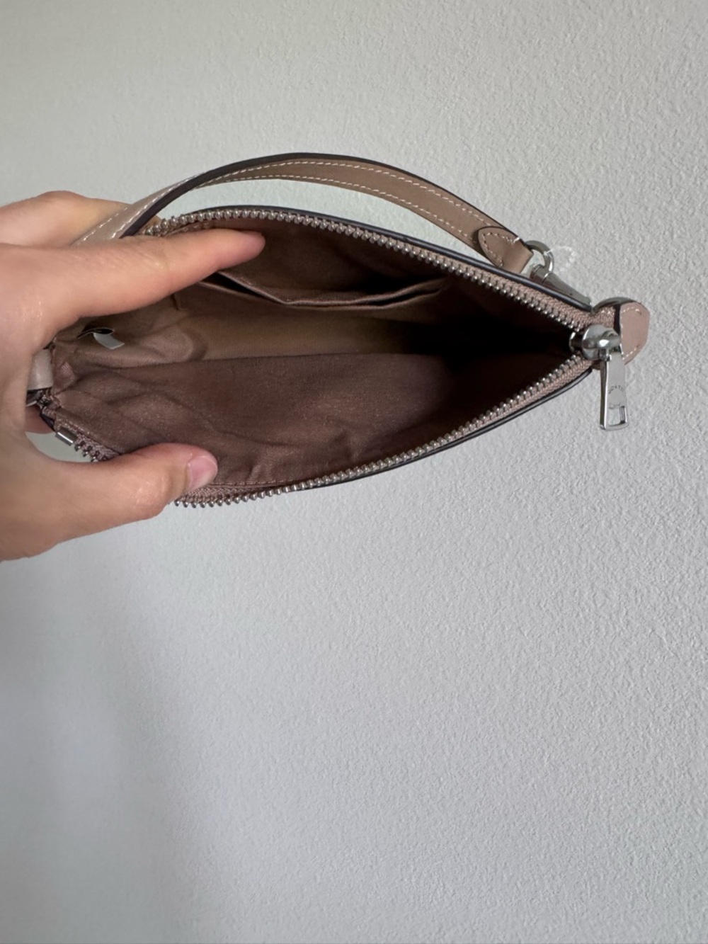 Coach NOLITA 19 minimalist leather hand bag - Picture 7 of 11